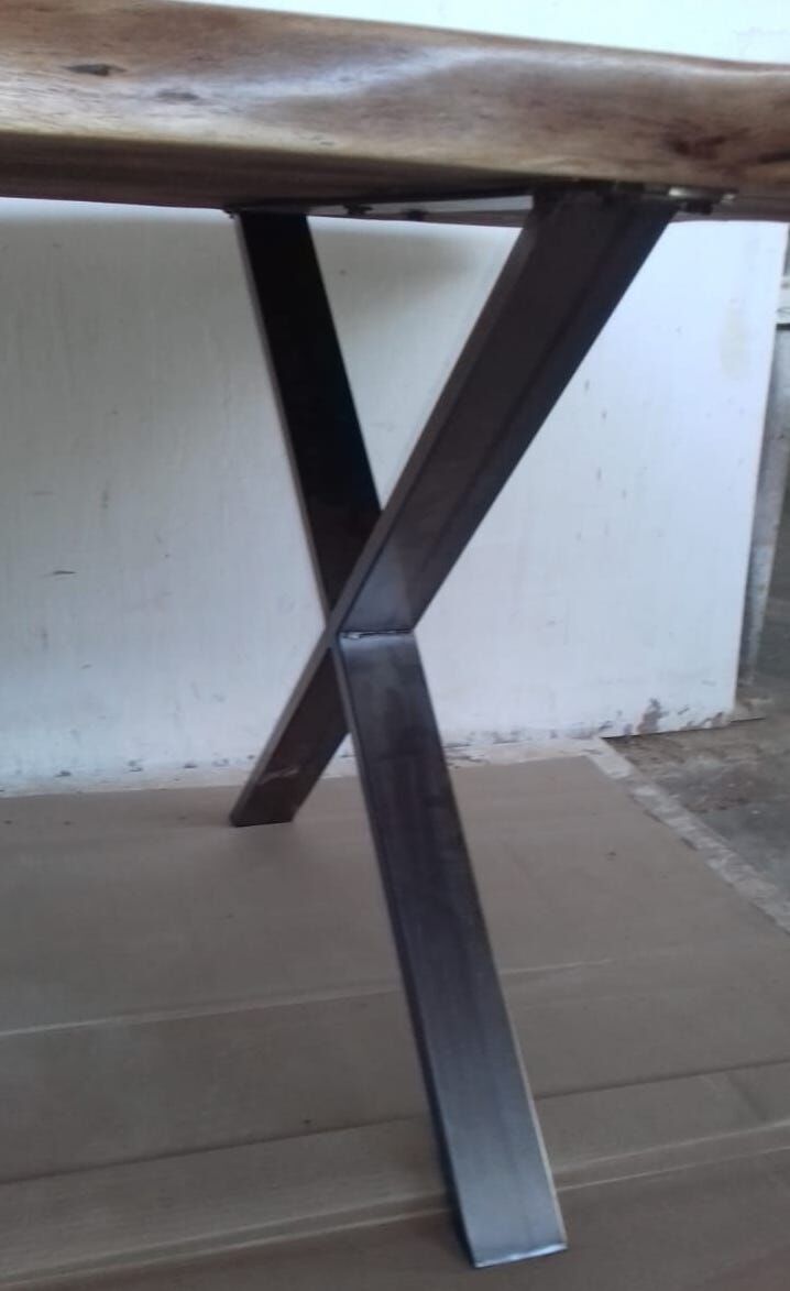 Table with raw solid top