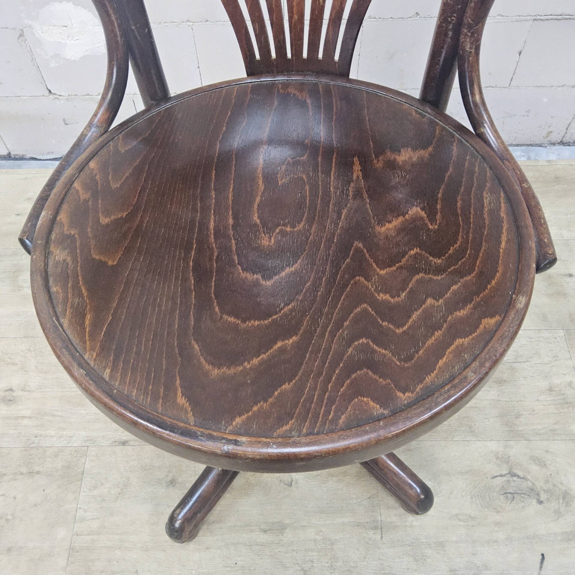 Chaise de bureau pivotante de style Thonet antique (faite à la main)
