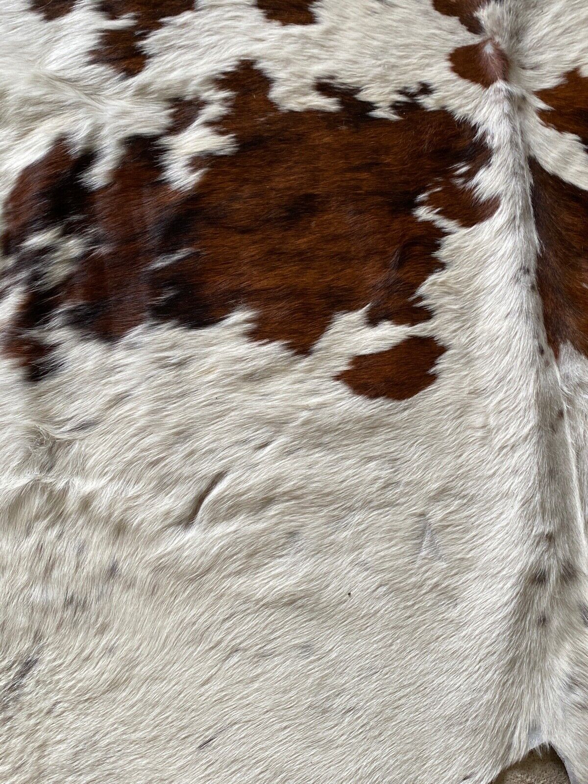 Cowhide carpet white and brown 1970 230 x 219