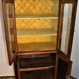 Old showcase