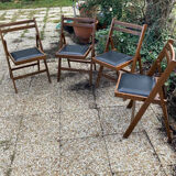 Set of 4 vintage folding chairs