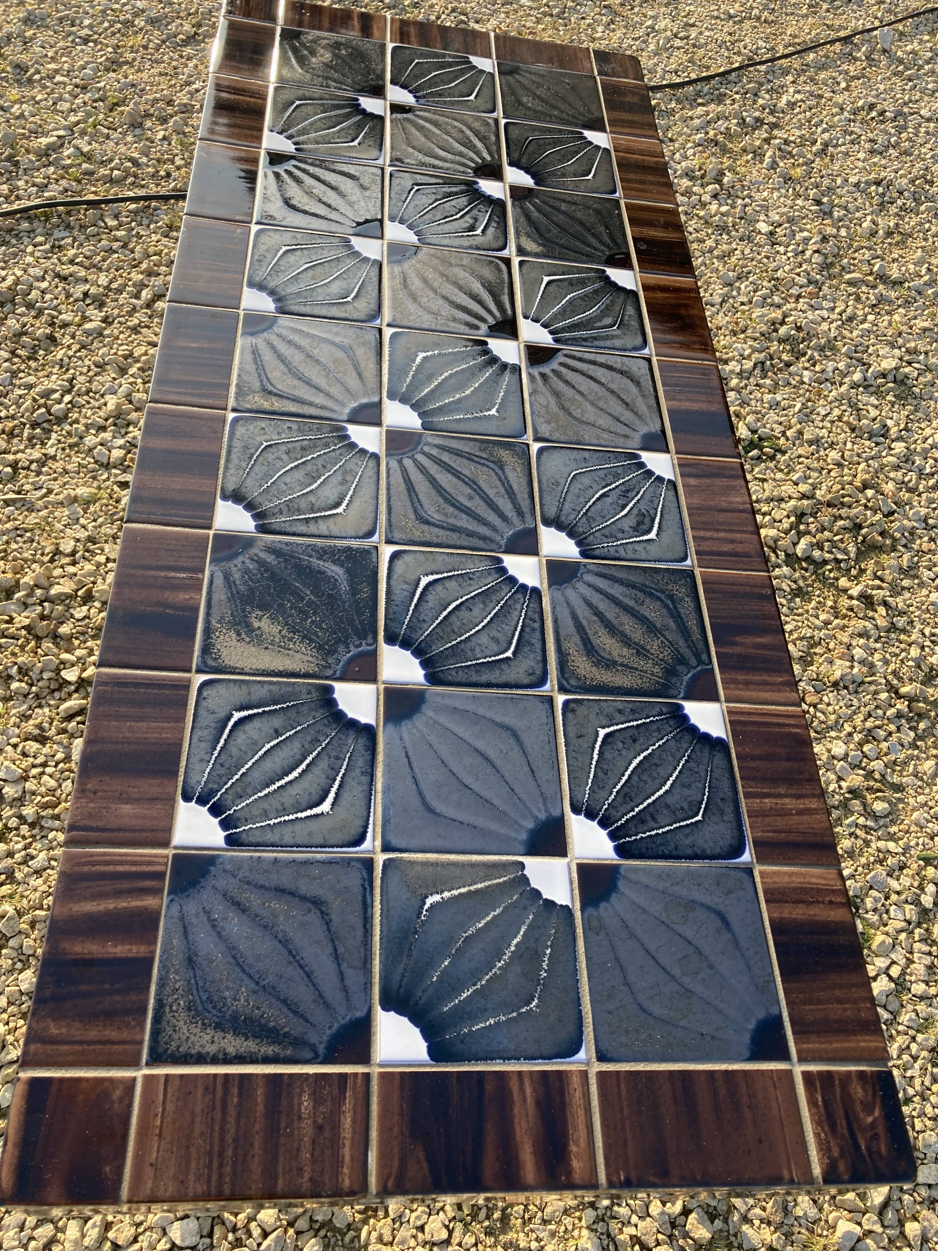 Ceramic coffee table year 70