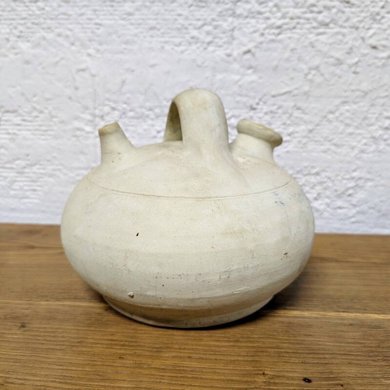 Terracotta gargoulette