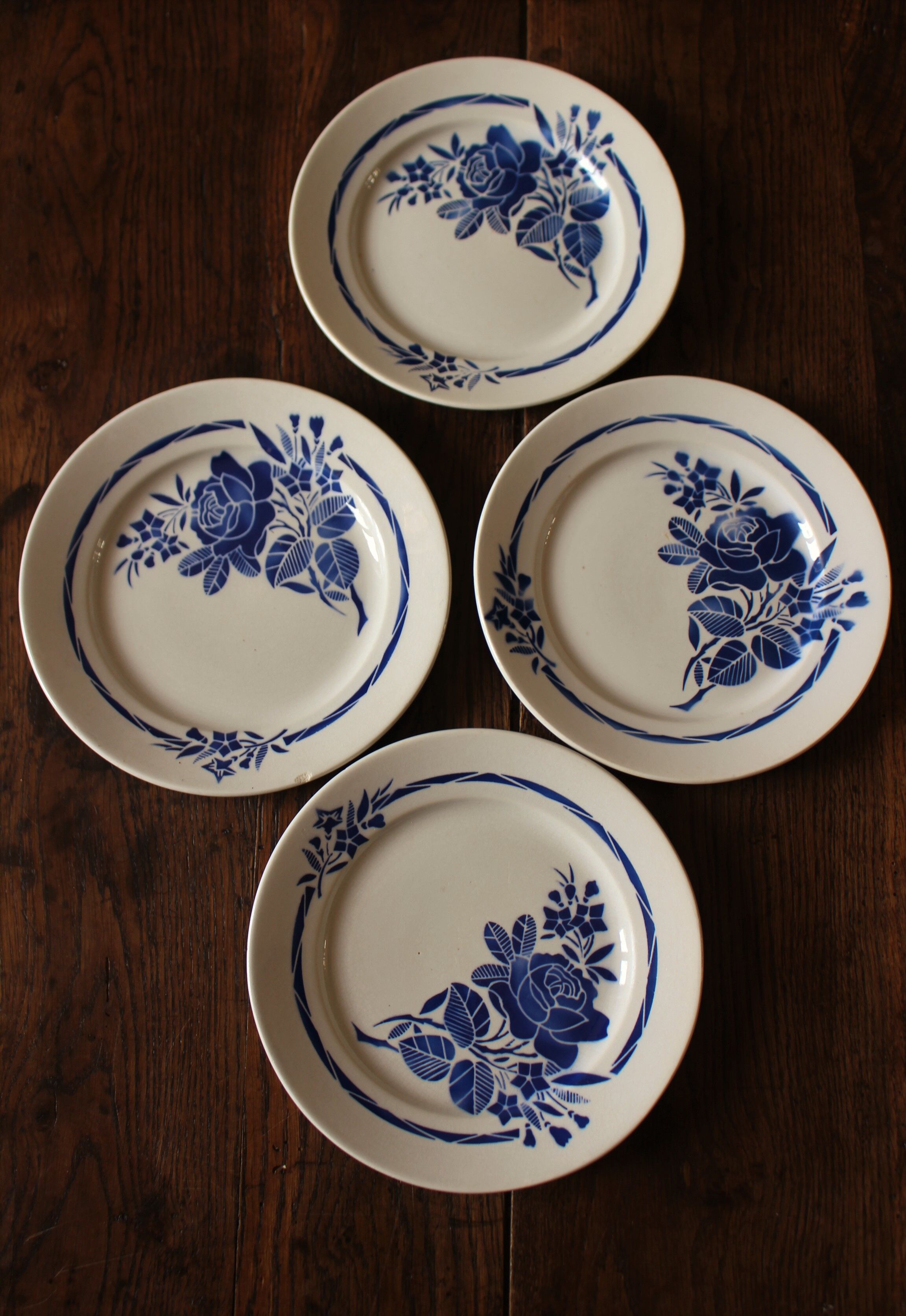 Lot 4 flat plates Badonviller Blue Rose