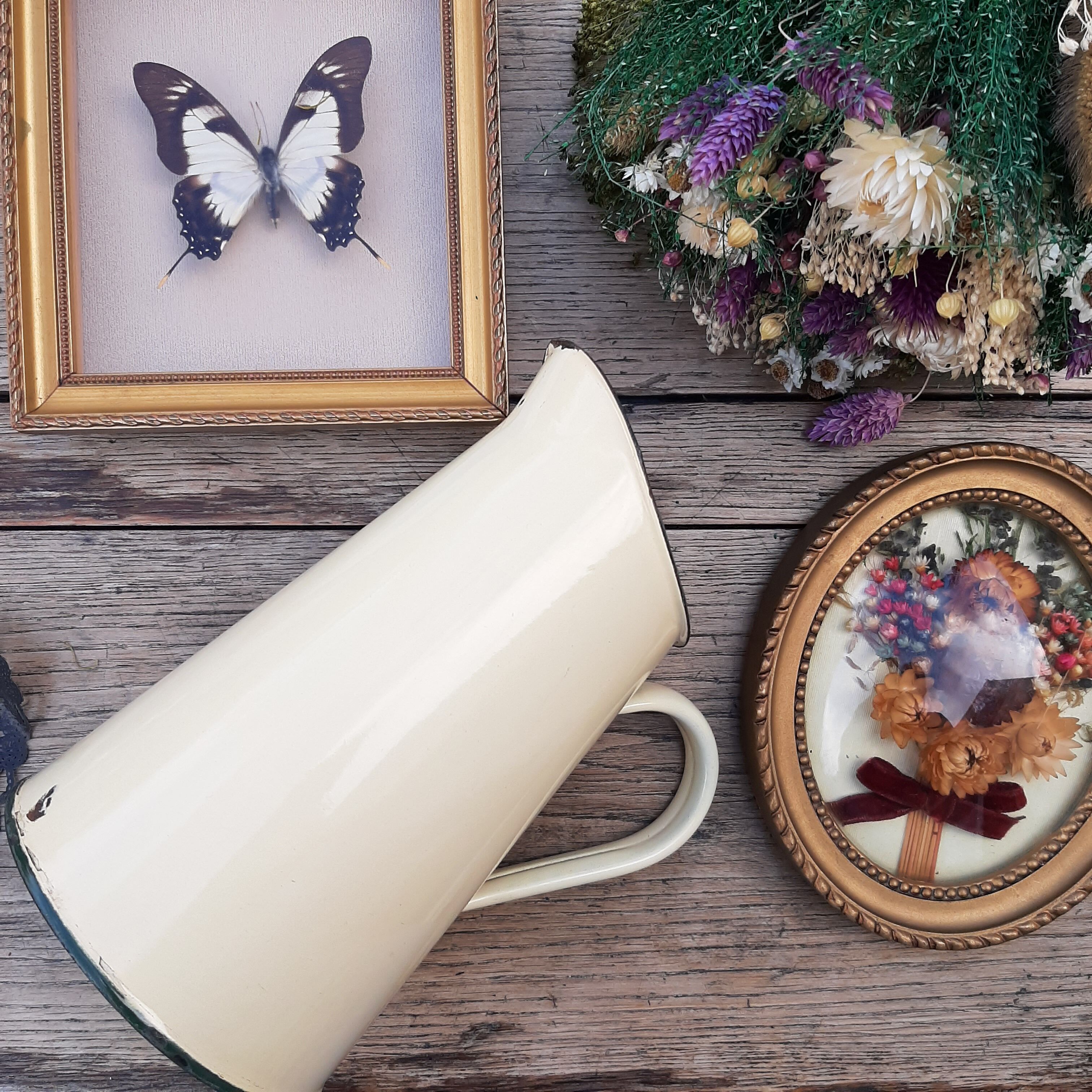 Broc enamelled sheet metal