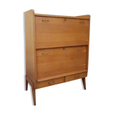 Bar scandinave avec un système de secretaire