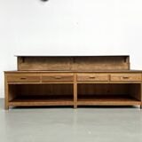 Large trading counter from the 80s