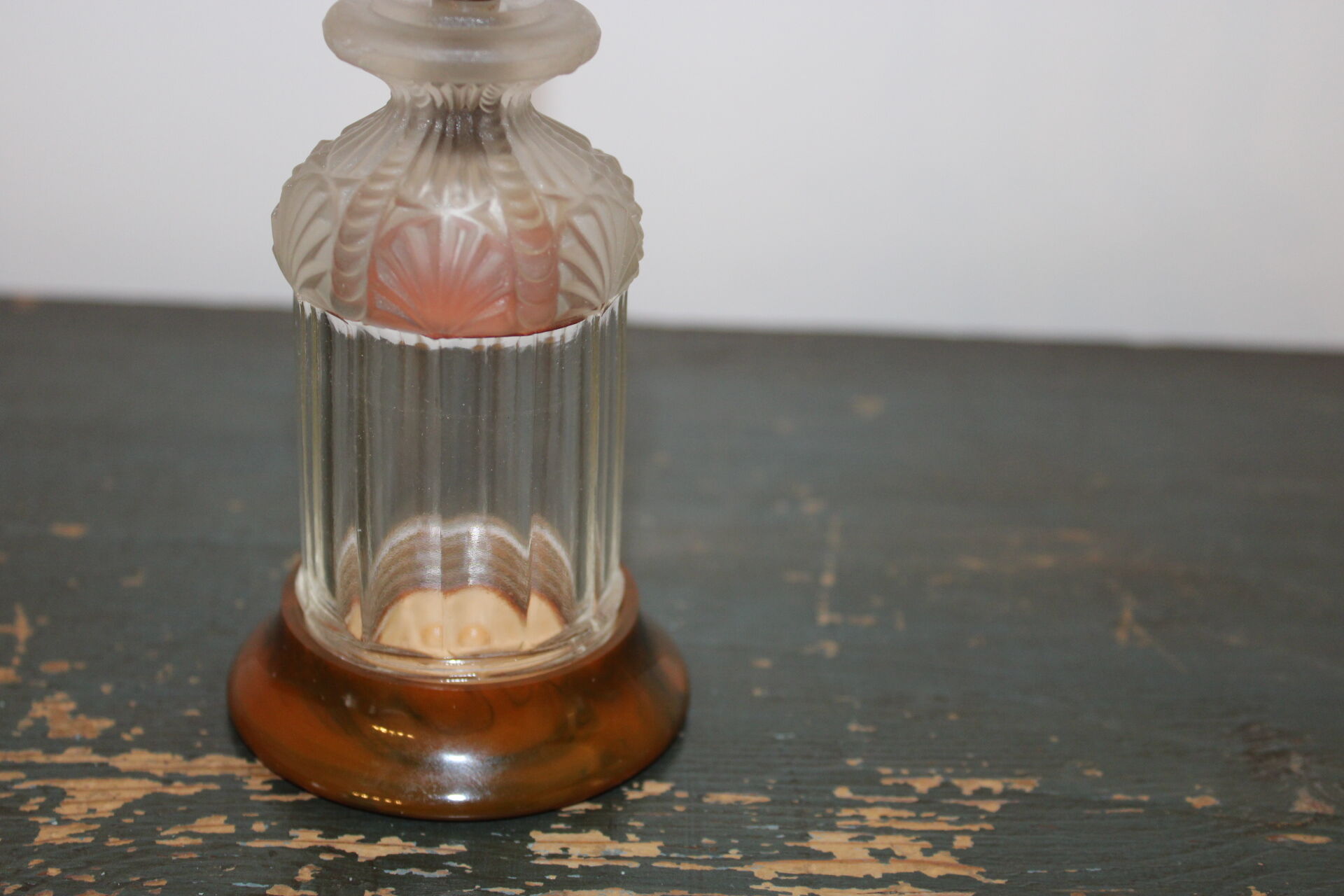 Mustard and salt shaker in glass and bakelite