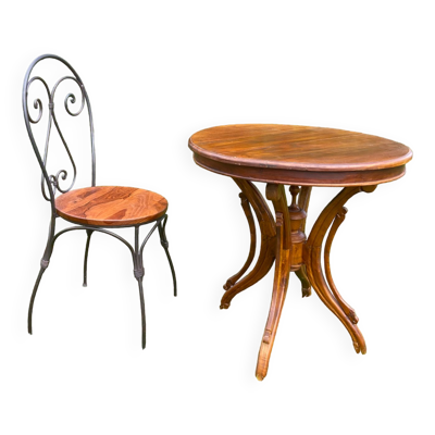 Table ronde et sa chaise en fer forgé