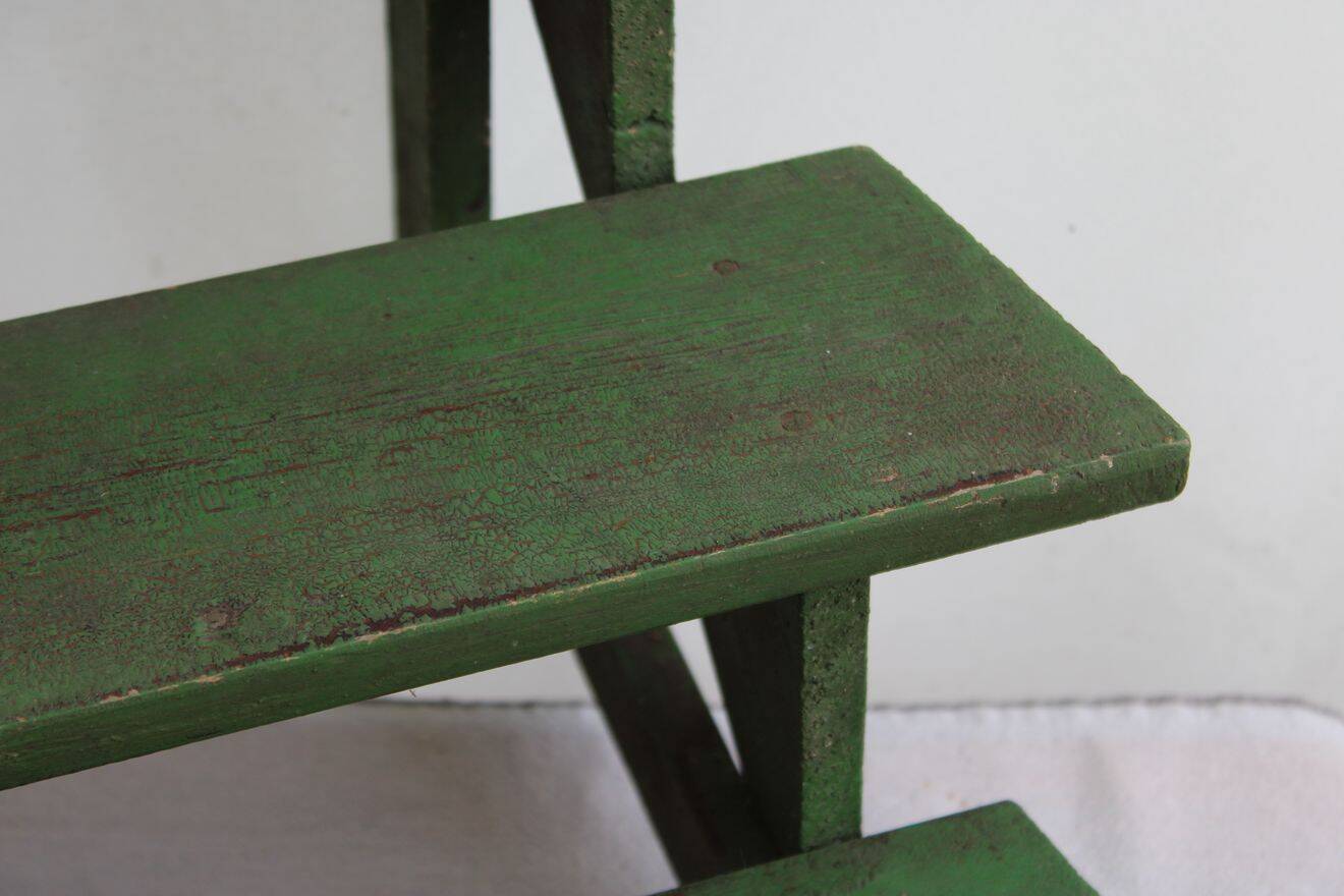 Wooden flower display stand