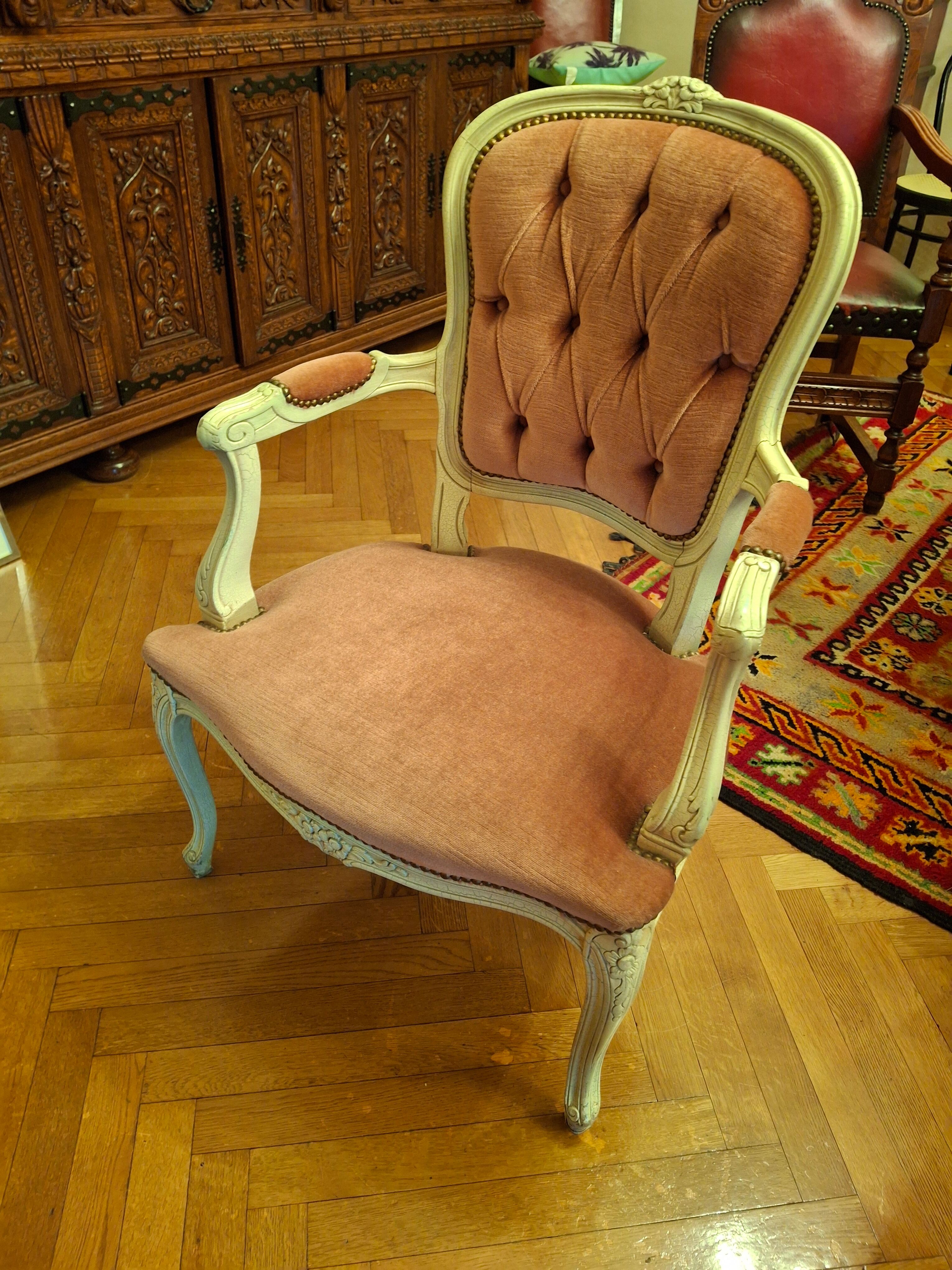 Fauteuil style Louis XV