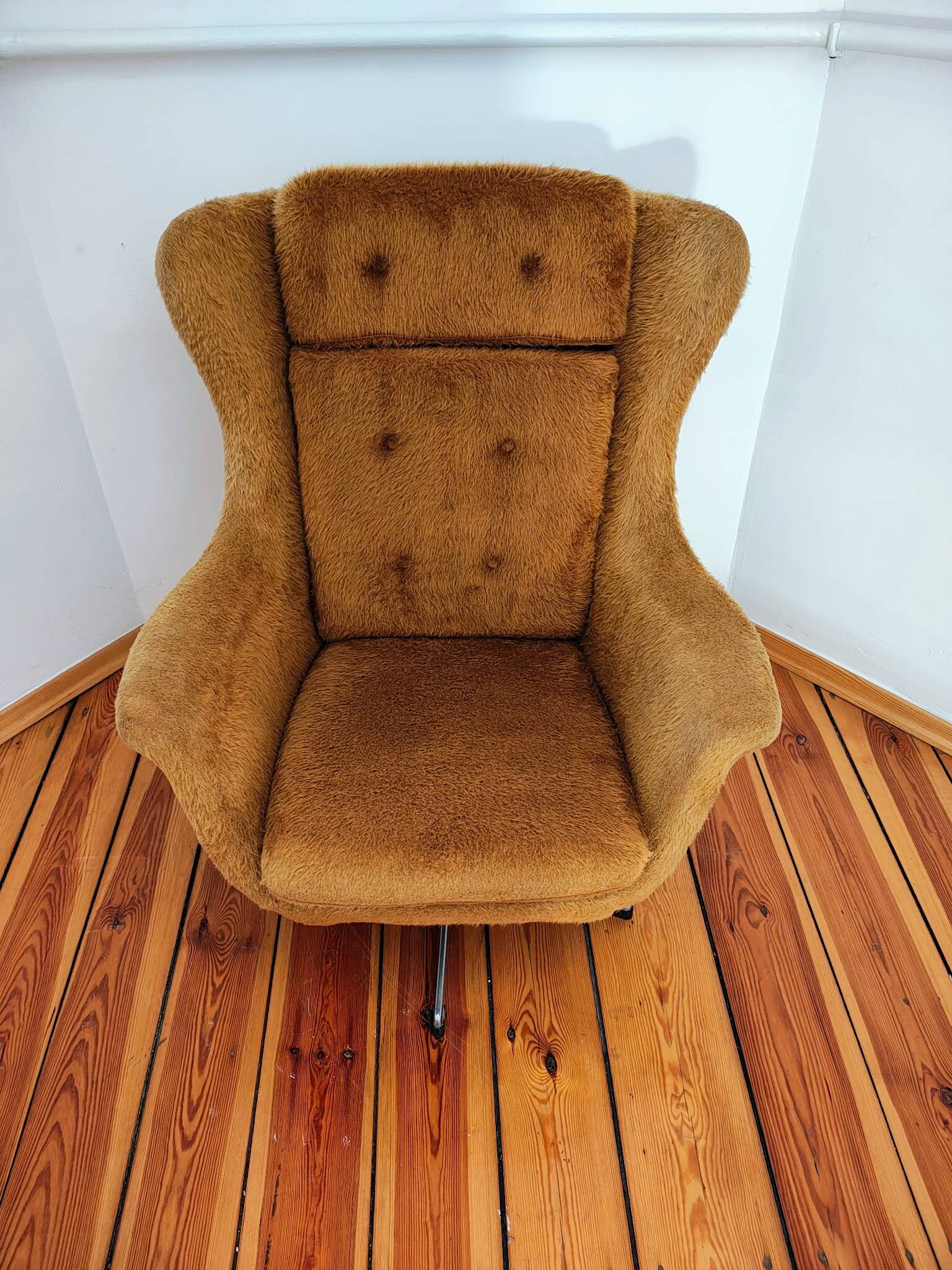 Ushak Swivel Chair by Up Zavody Rousinov from Up Závody, Czechoslovakia, 19