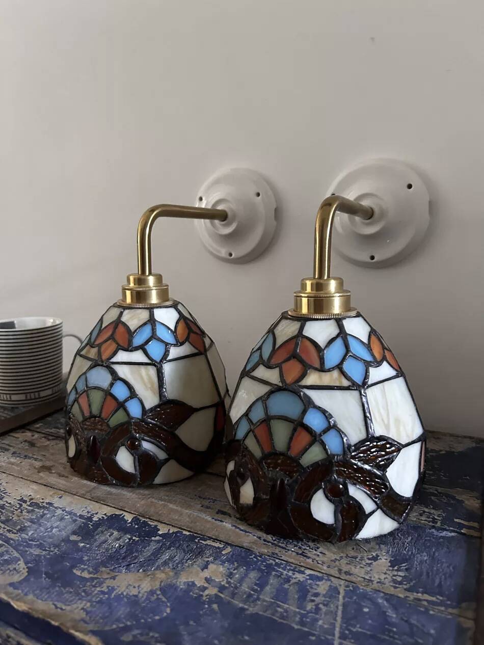 Paire d’appliques murales vitrail