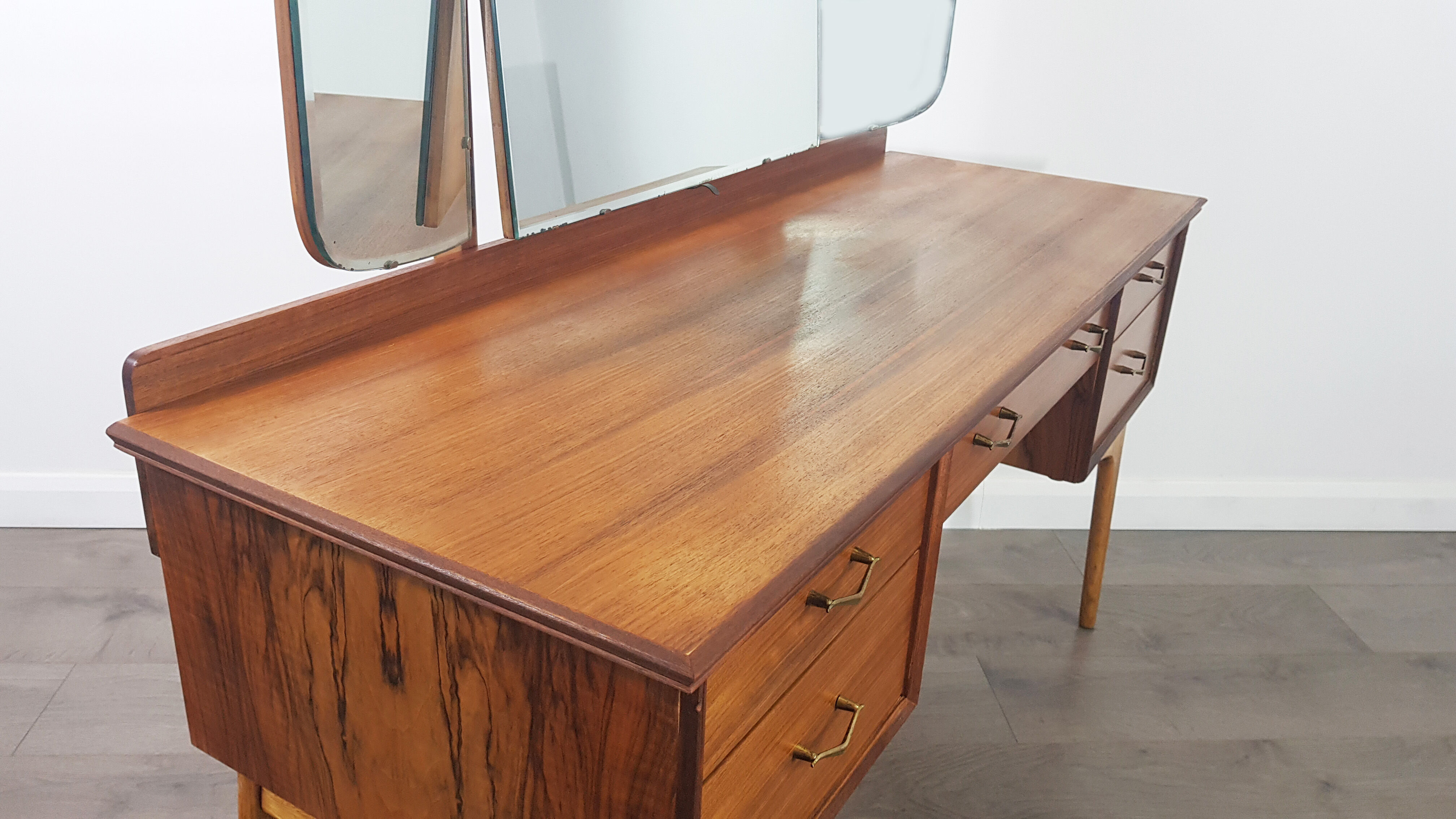 Coiffeuse par Alfred Cox pour AC furniture, années 1950