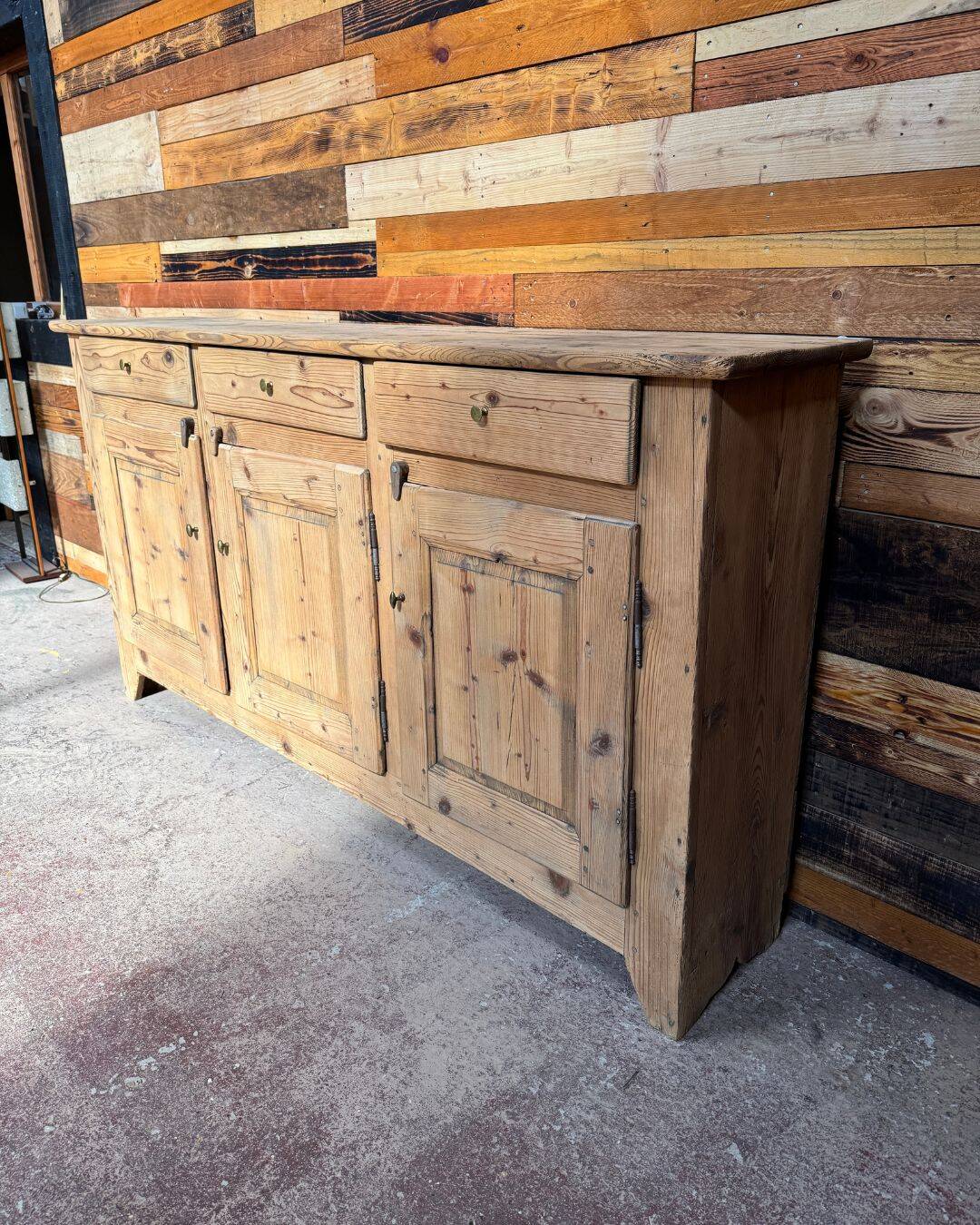 Buffet bas ancien