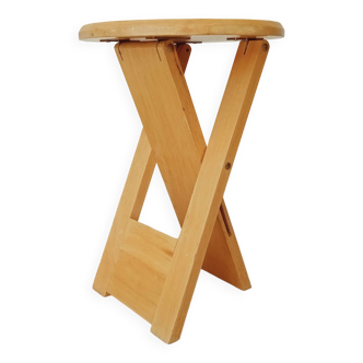 Suzy folding stool by artefact 80s