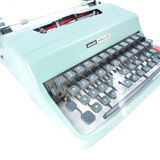 Olivetti Lettera 32 typewriter