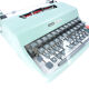 Machine à écrire olivetti lettera 32