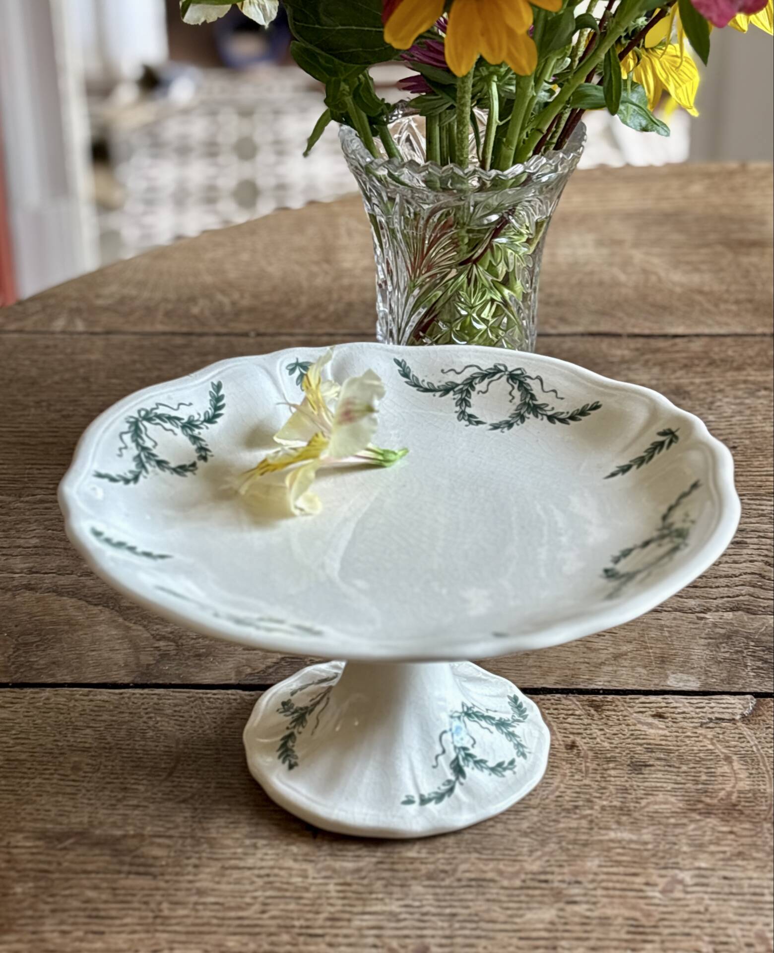 Compote dish or antique footed plate in ironstone - Villey de Longc