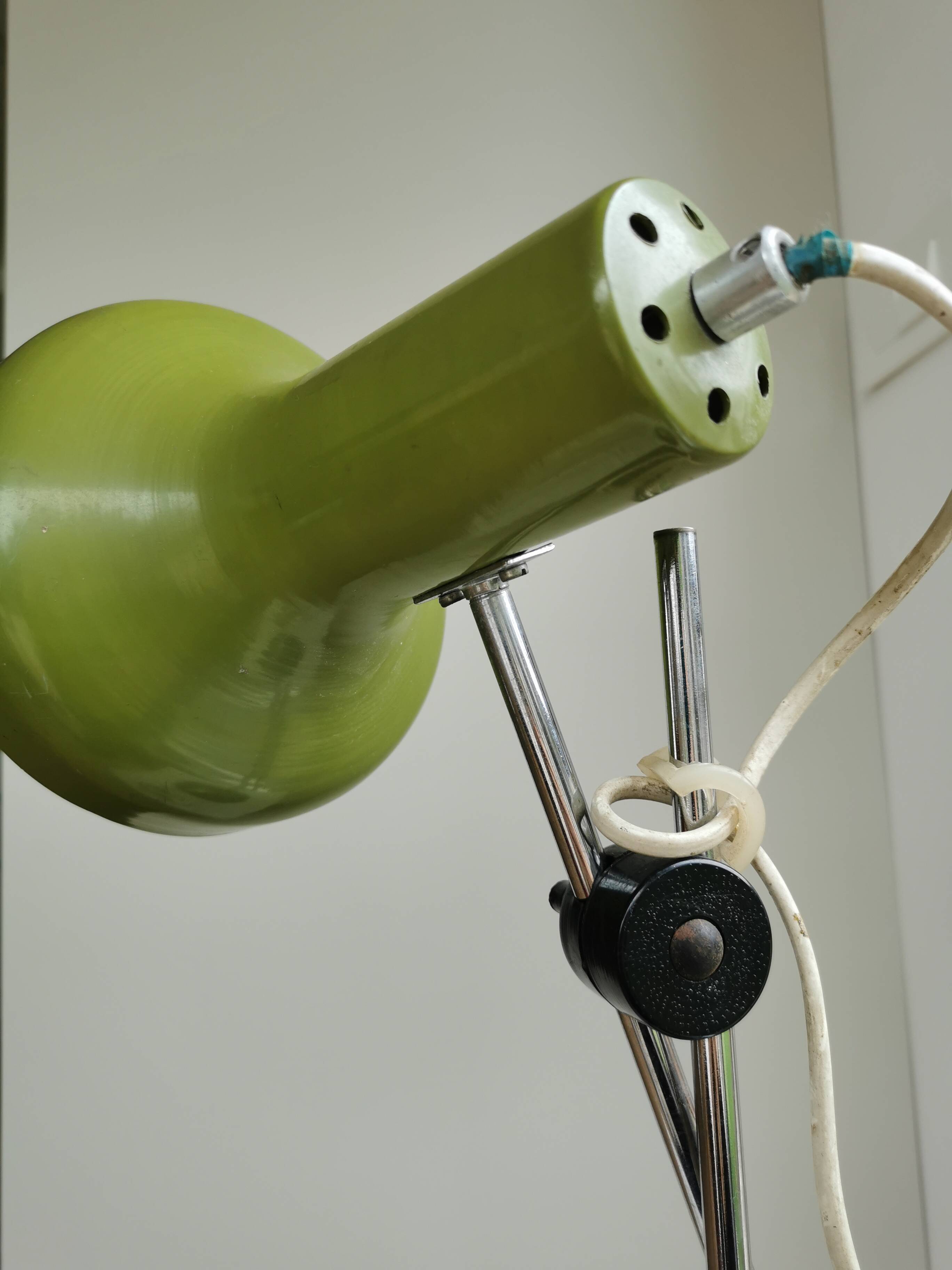 Vintage Olive Green Table Lamp, Adjustable Retro Desk Light