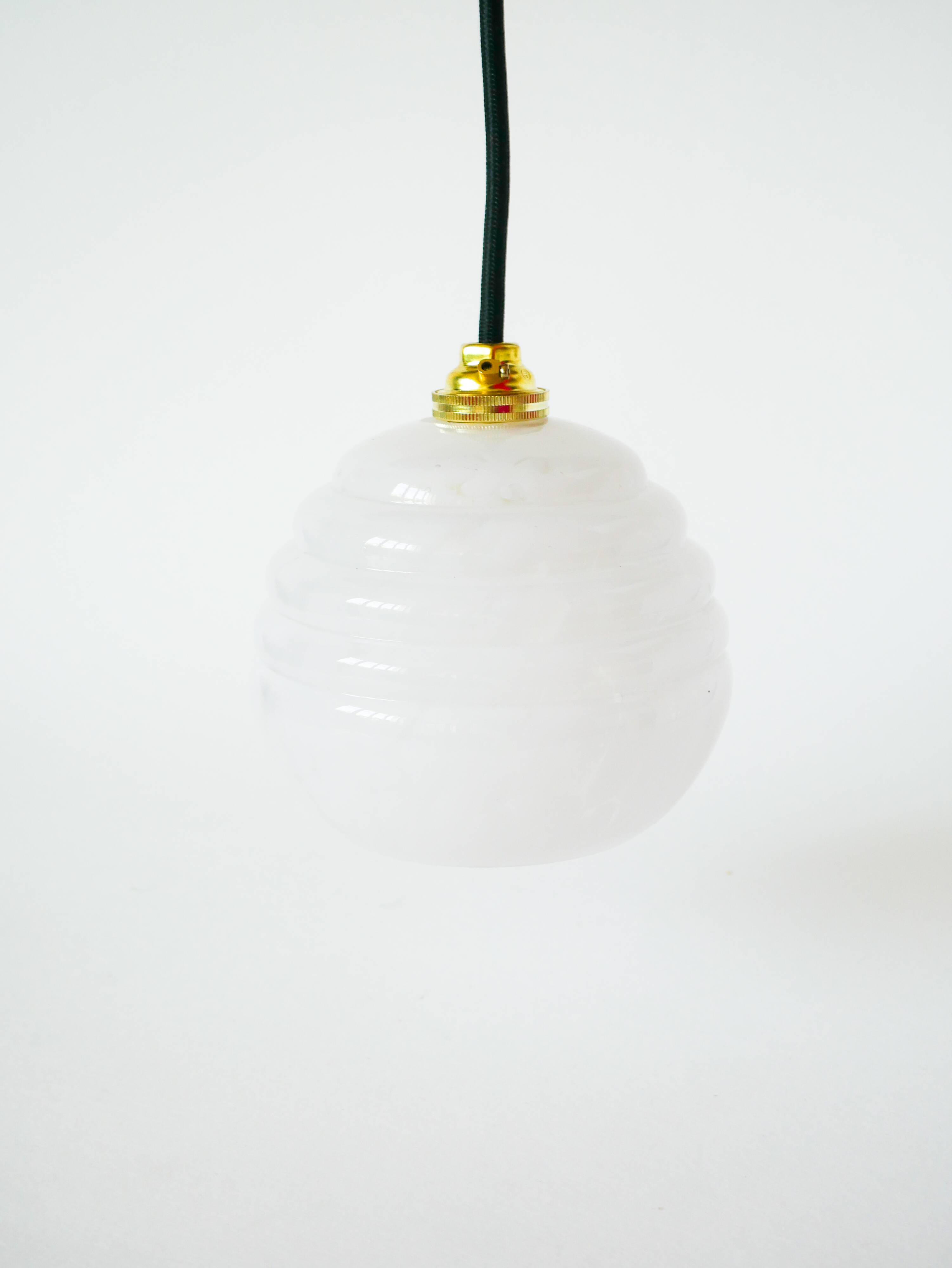 Small glass ball pendant from Clichy, White, Art Deco, 1930