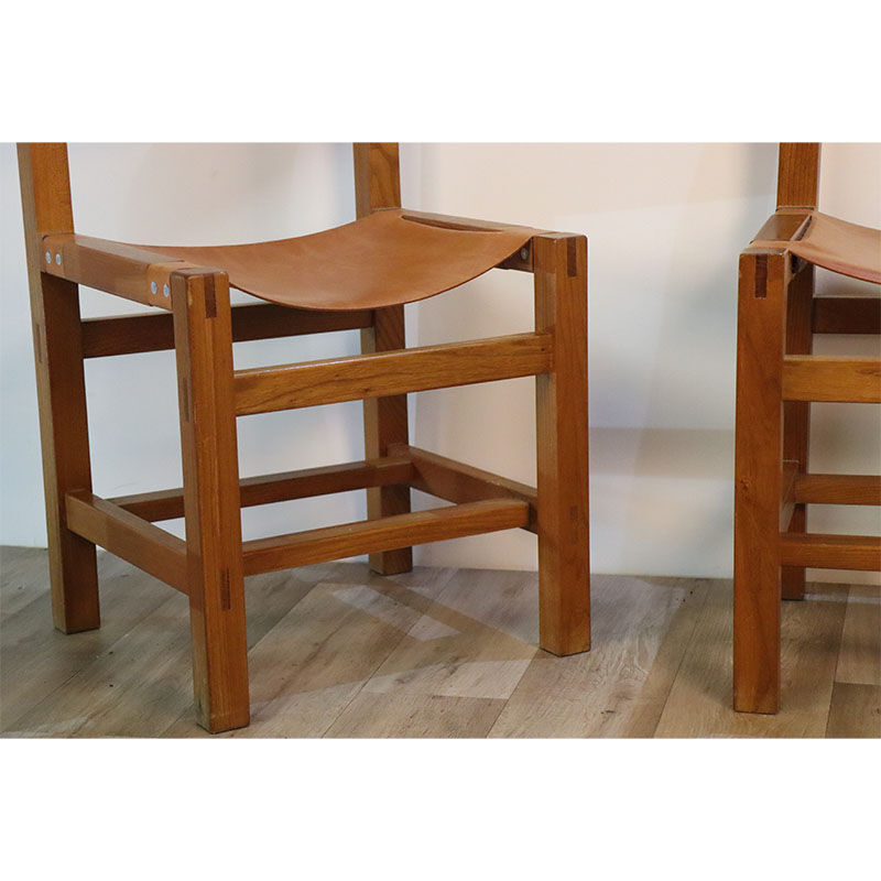 Série de 4 chaises vintage maison regain en orme et cuir 1970