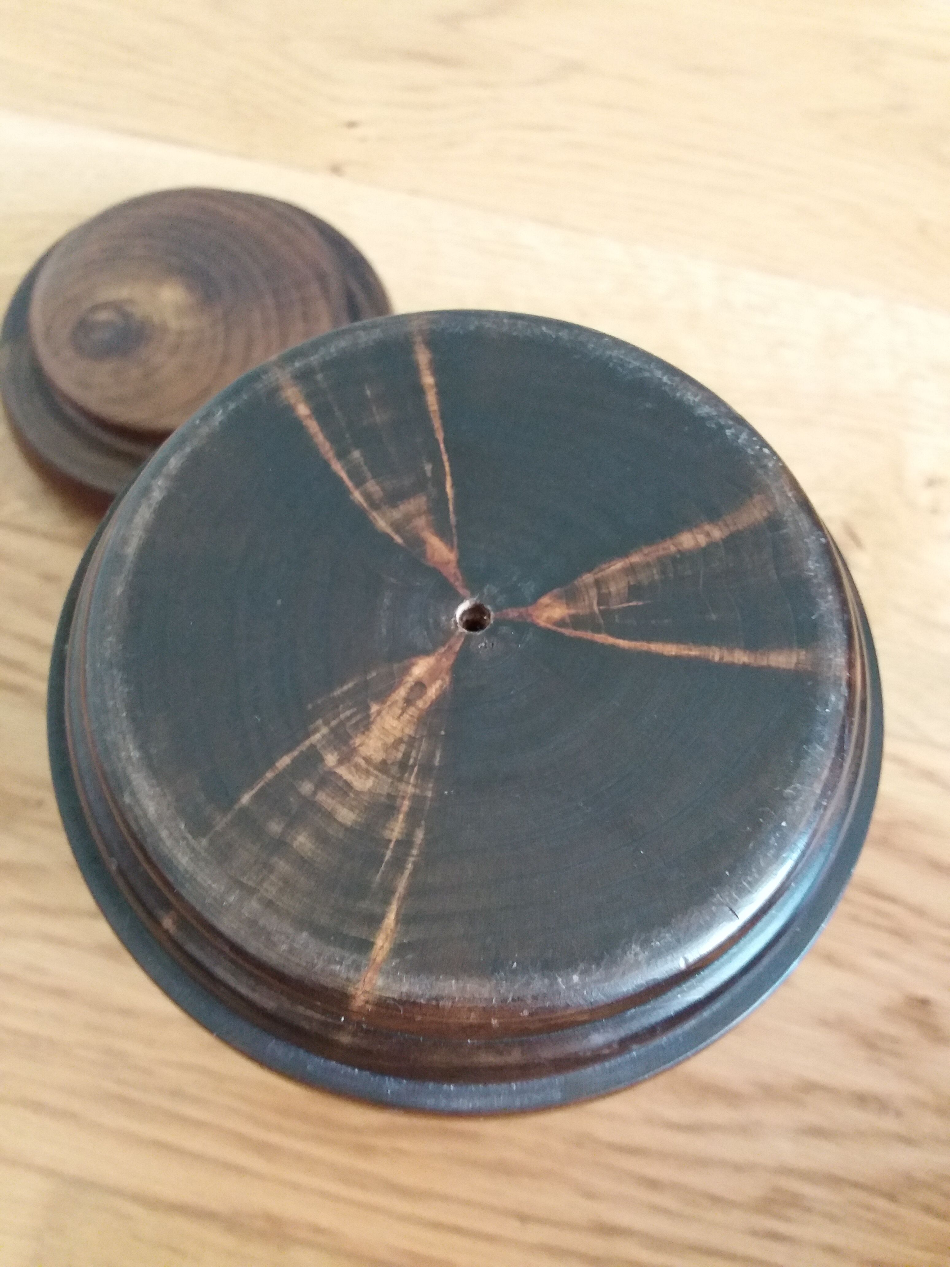 Tobacco box