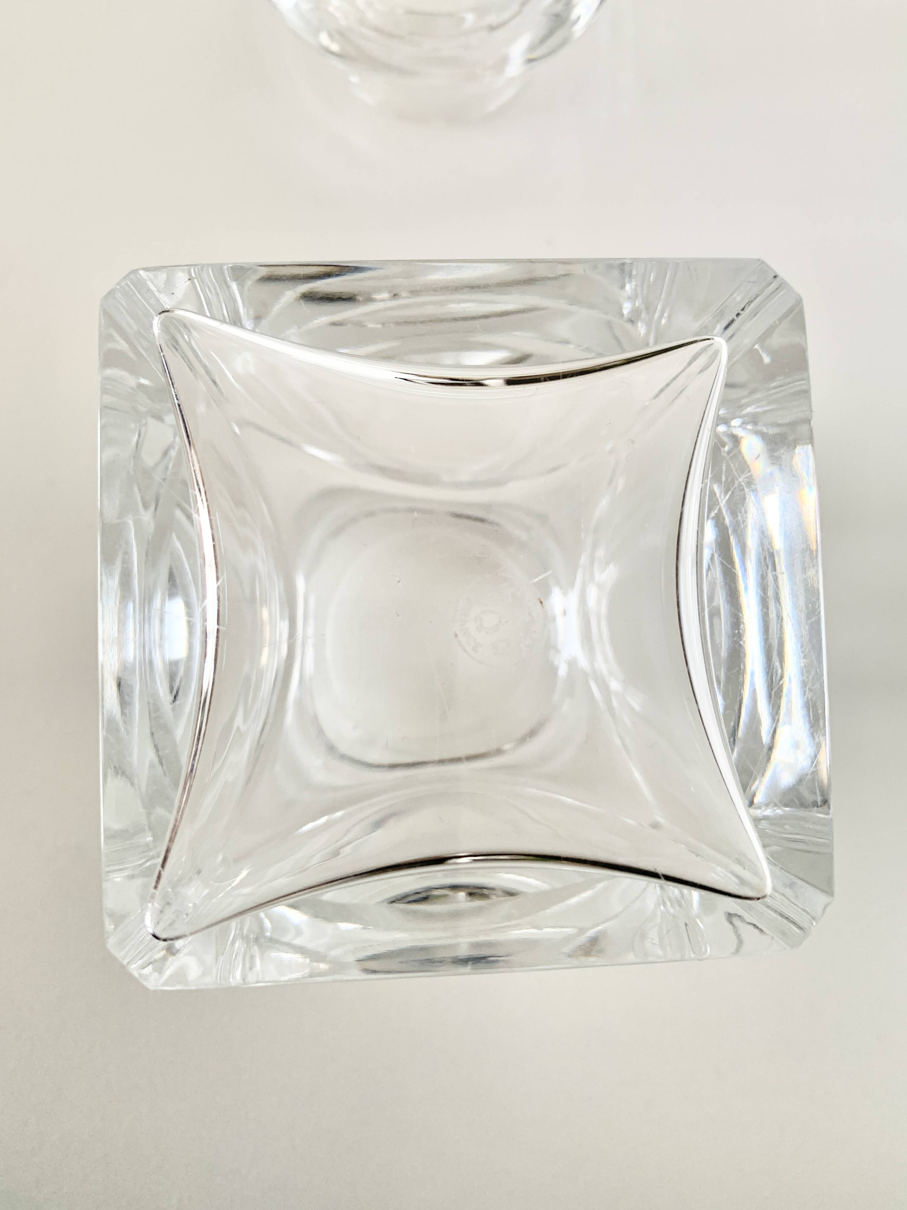 Pot couvert Baccarat en cristal