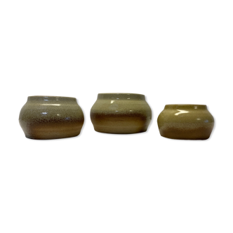 Set of 3 sandstone pots