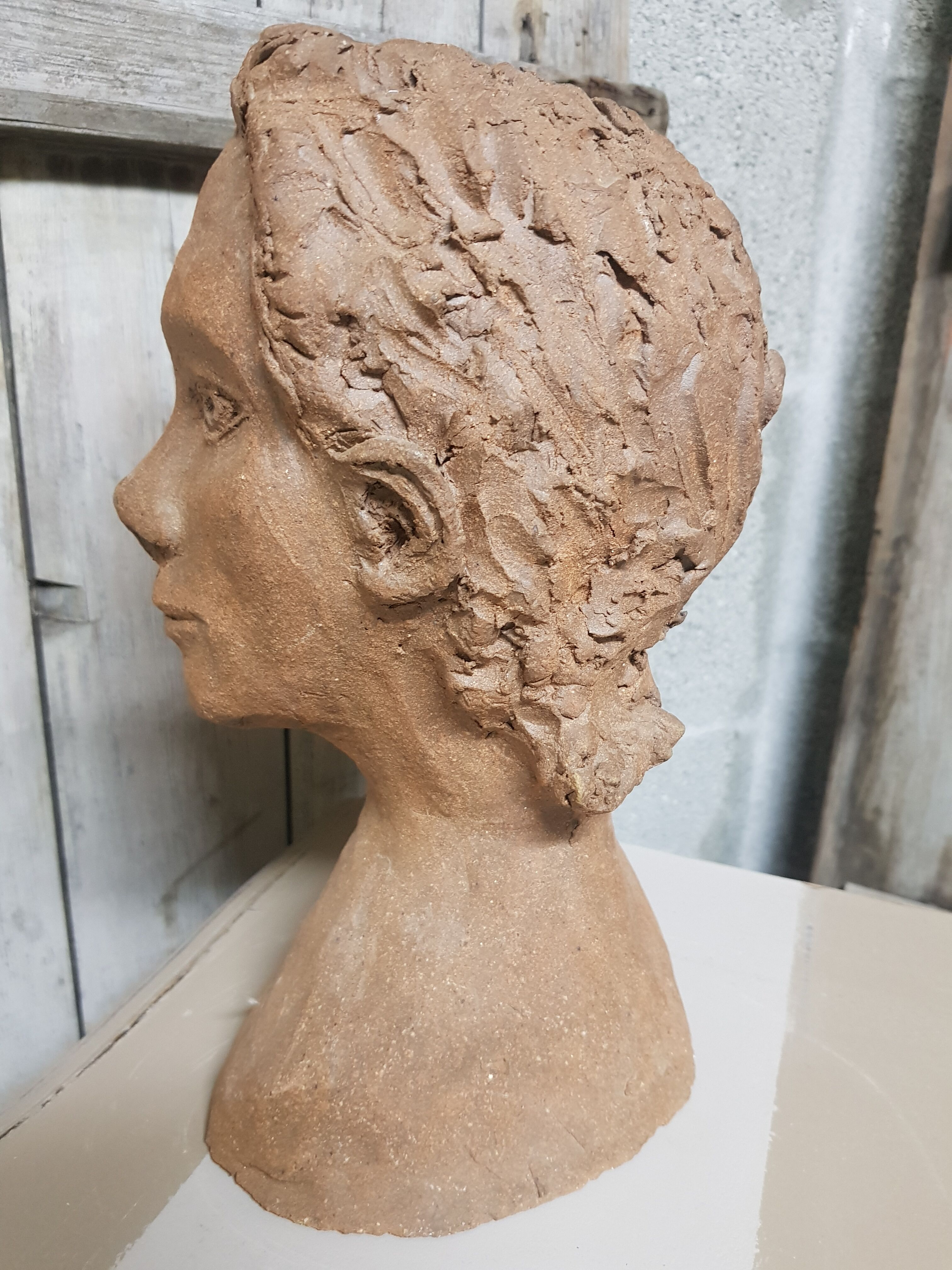 Bust woman