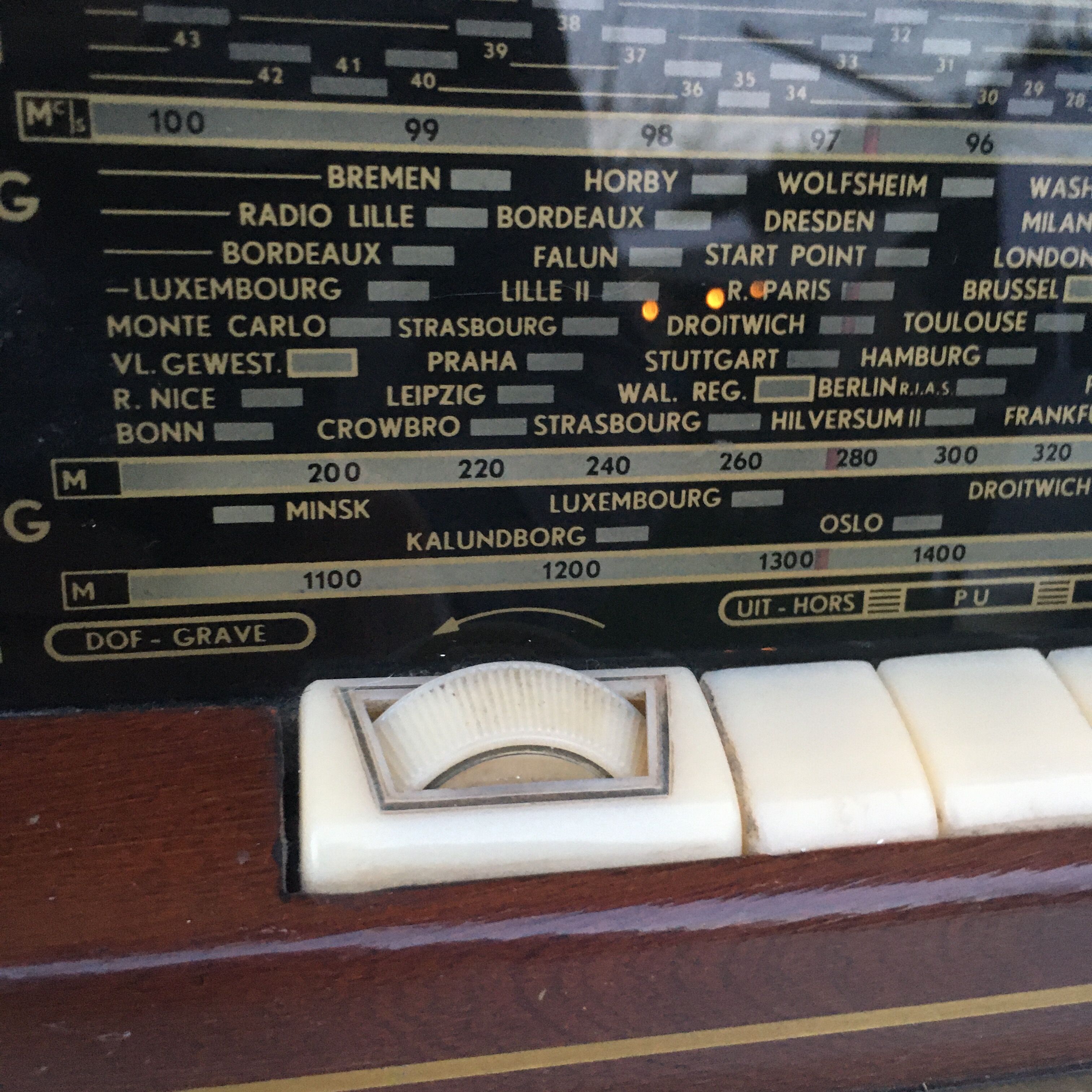 Wooden radio Radiobell