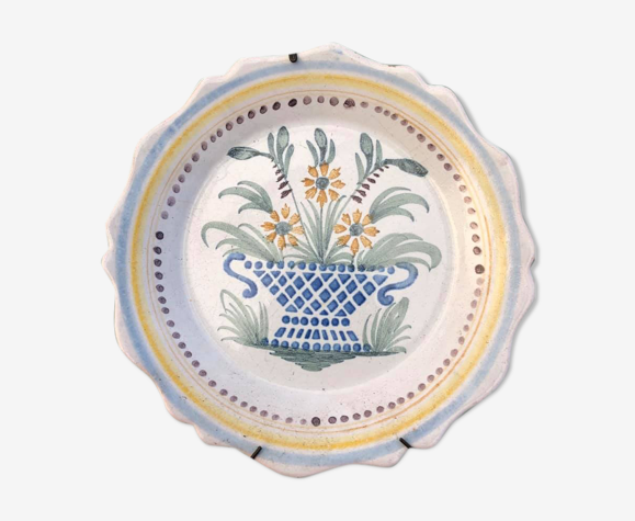 Assiette en faïence de Nevers XVIII ème