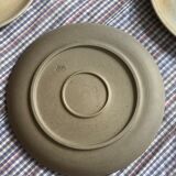 Flat plates in marshes stoneware paris