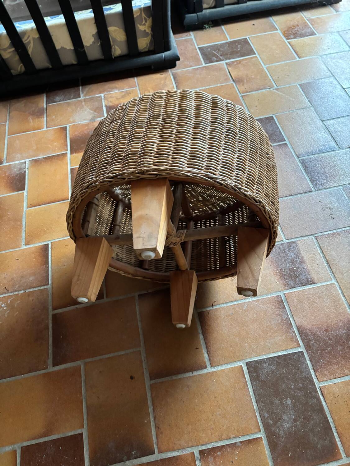 Tabouret Dalby IKEA en rotin