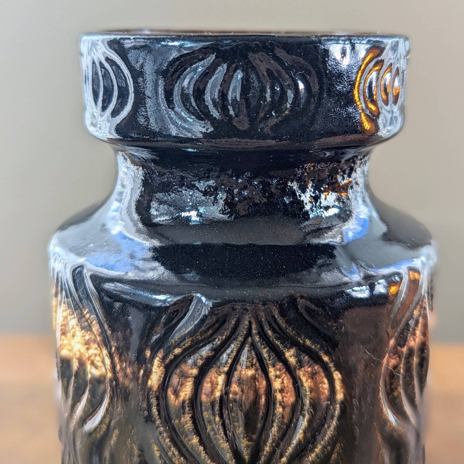 West Germany Scheurich 285-18 Onion Vase, Black Brown