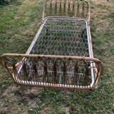 Rattan bed