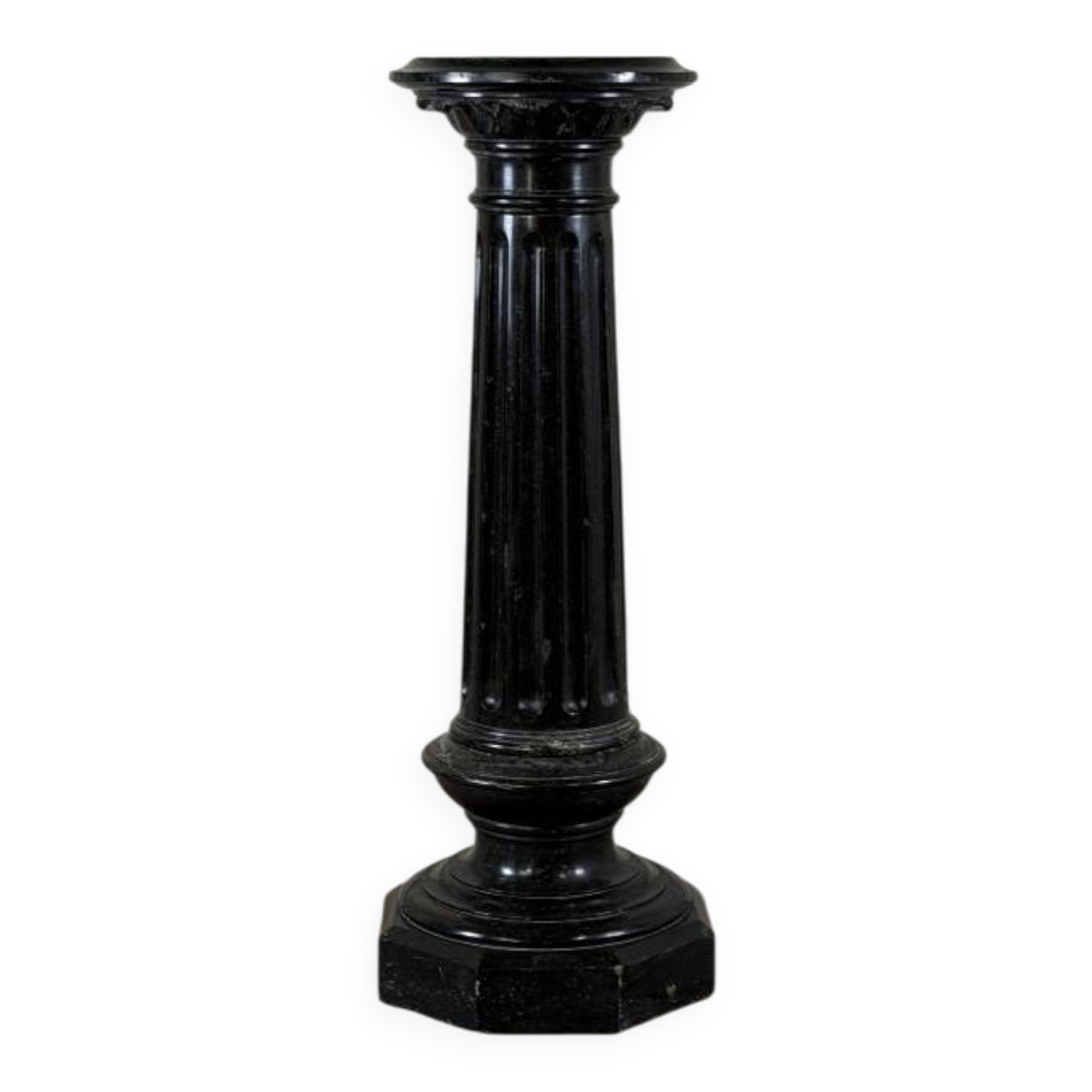 Column in green serpentine marble from around 1880