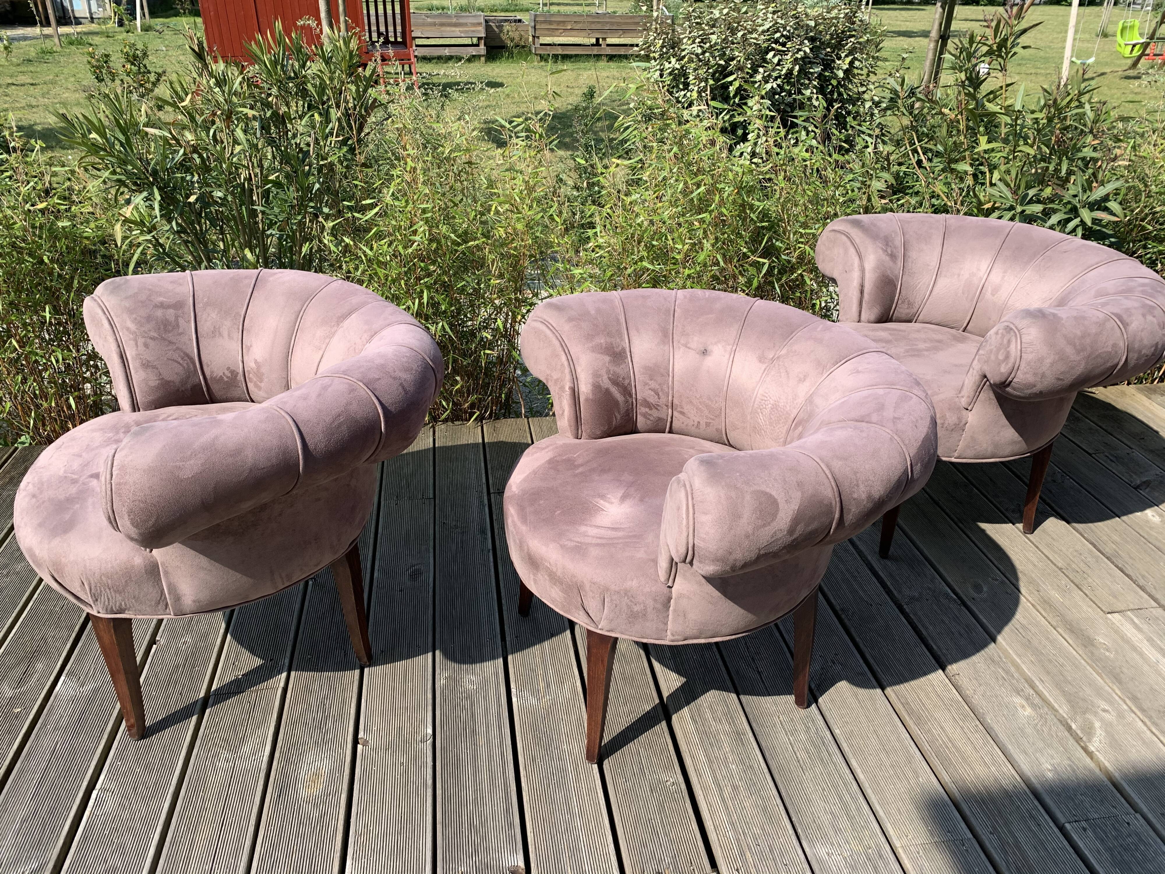 Quatre fauteuils art déco