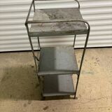Metal serving unit