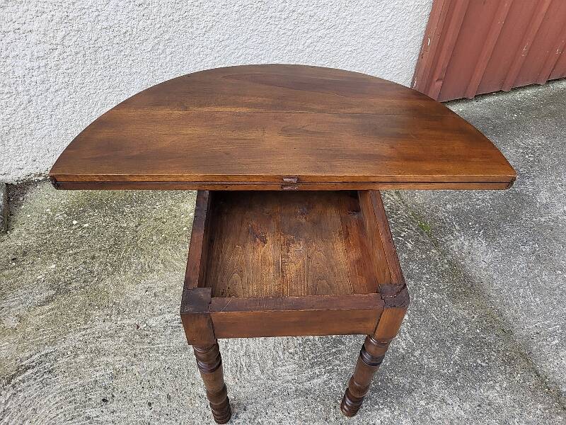Table demi lune en noyer massif louis philippe du xix ème siecle