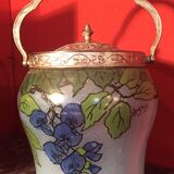 Cookie bucket in signed glass paste