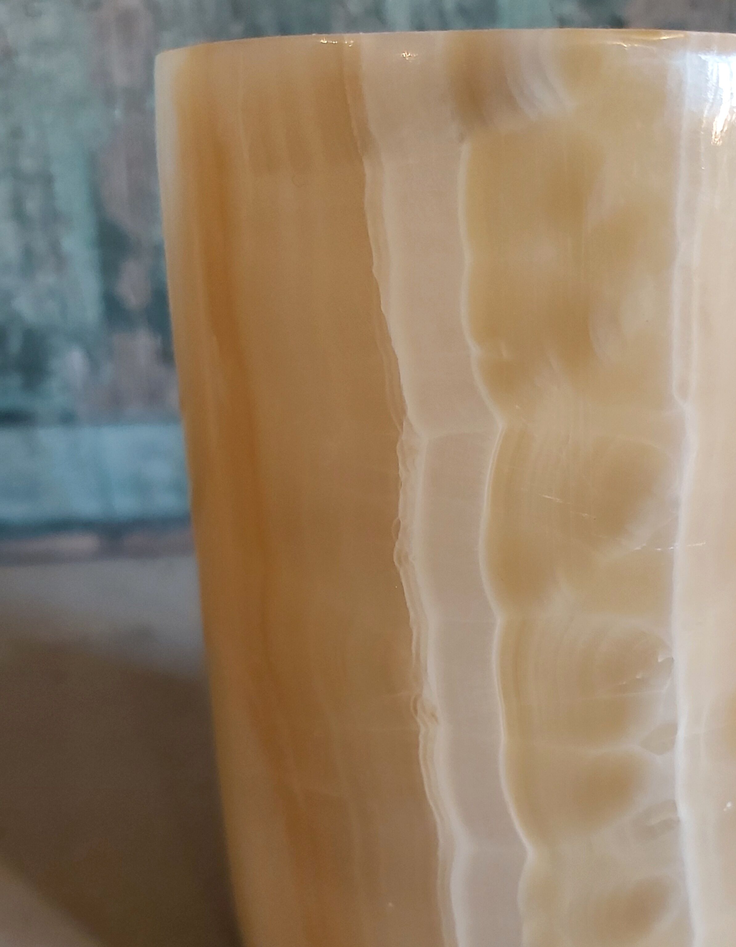 Vase onix jaune vintage de français