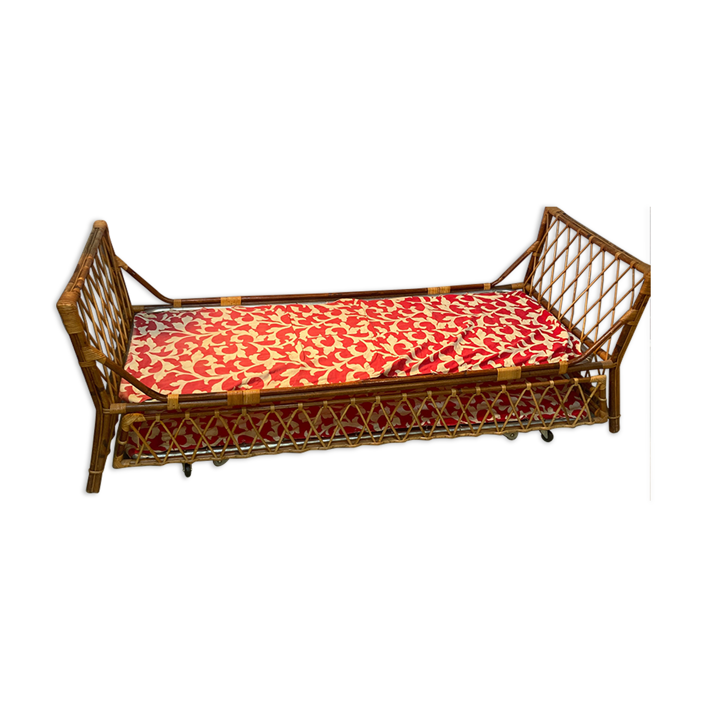 Rattan bed and built-in extra bed