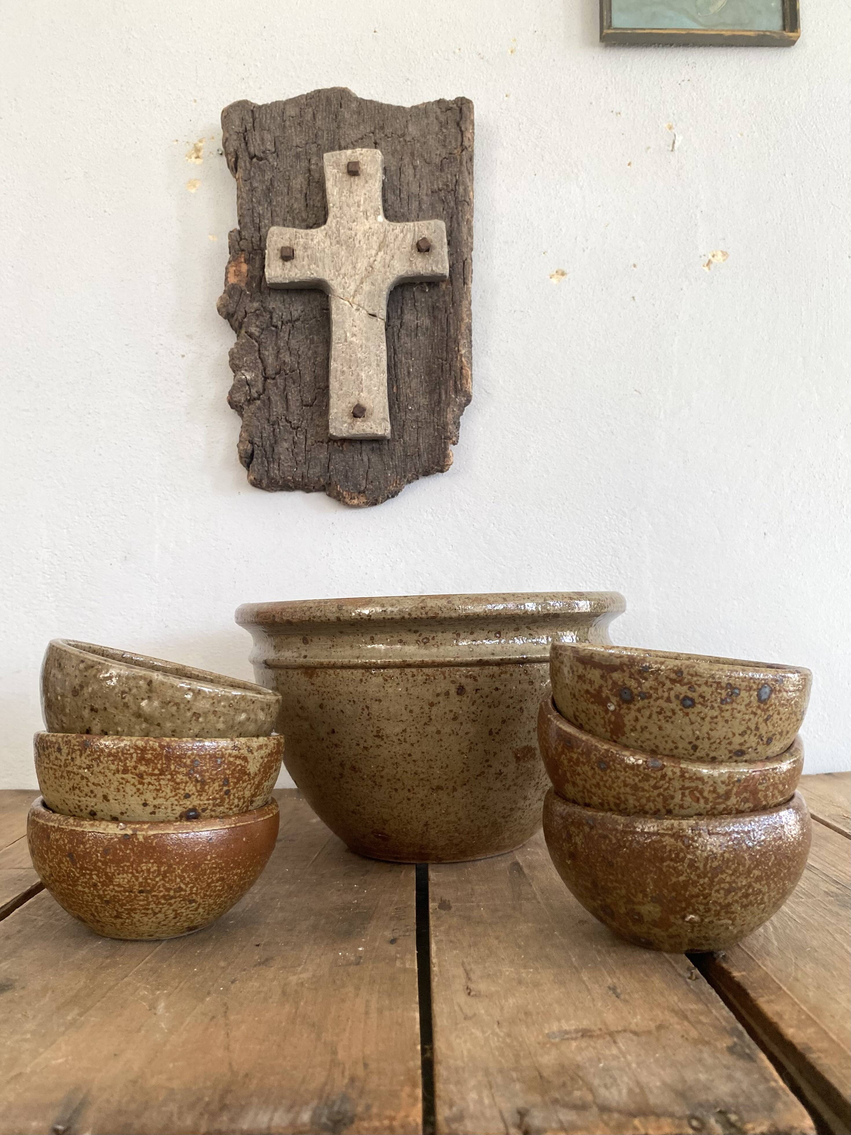 Salad bowl, 6 ramekins signed F. Baudat