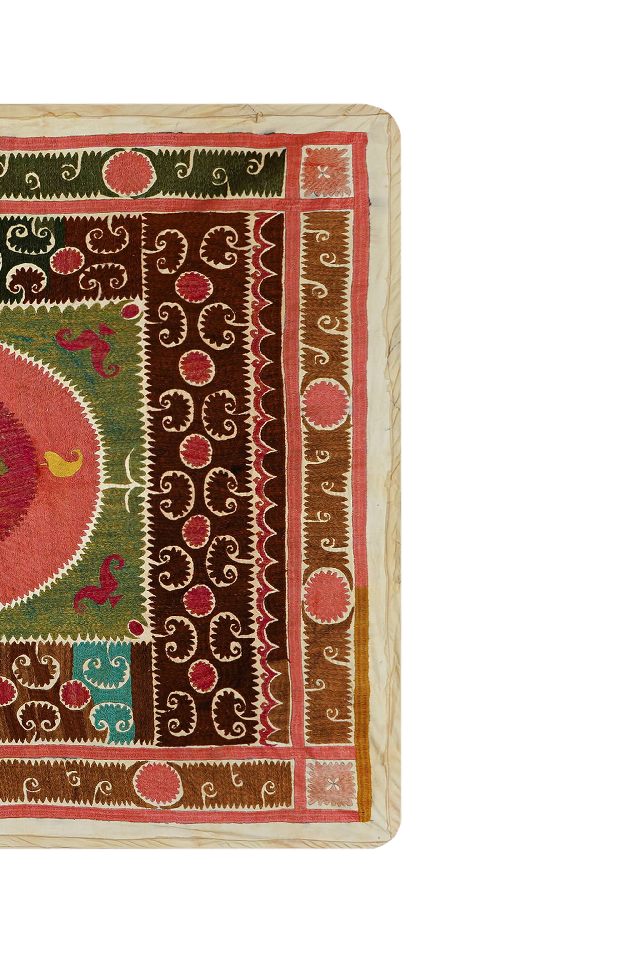 Tapis turc vintage noué à la main 117x139 cm