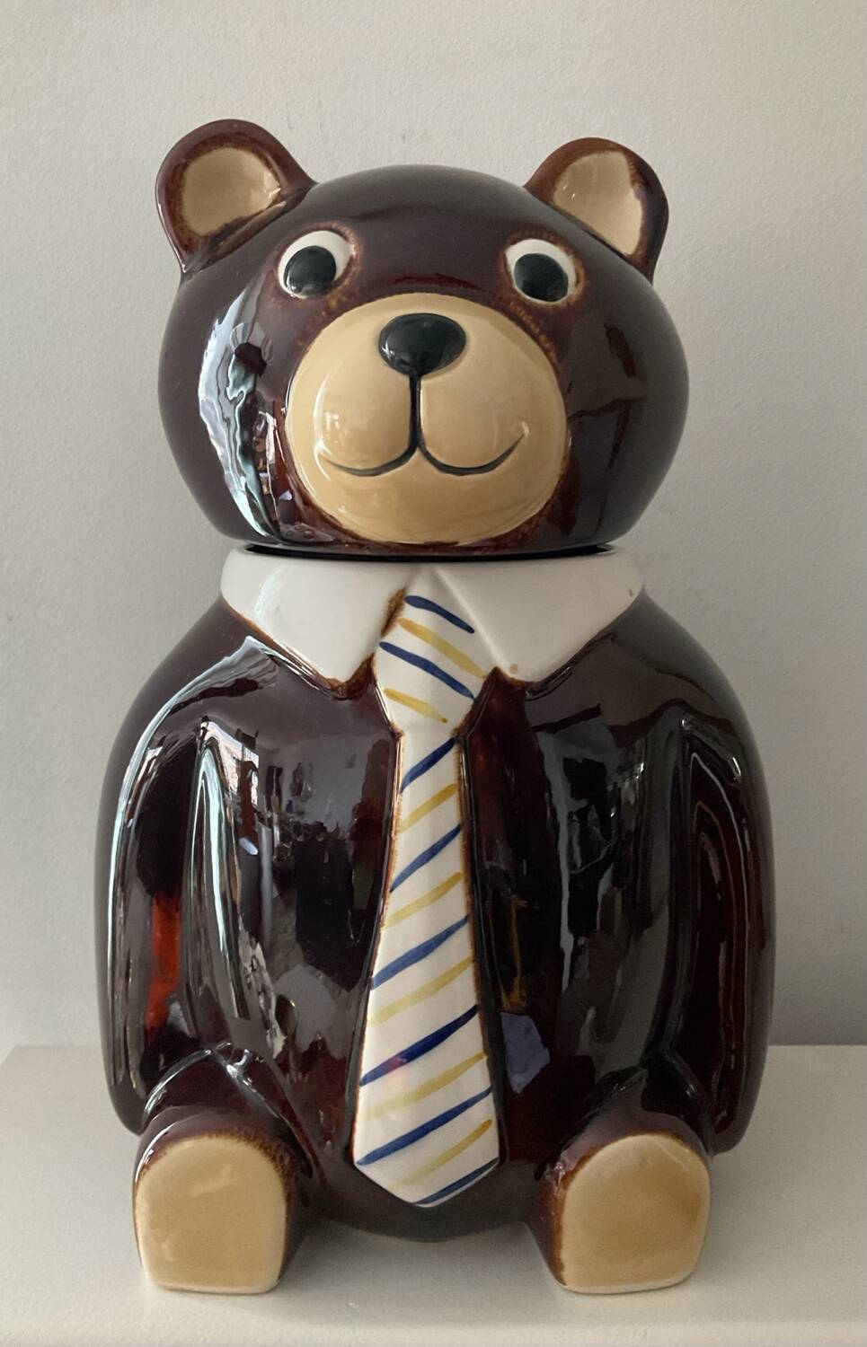 Vintage ceramic glazed bear biscuit jar