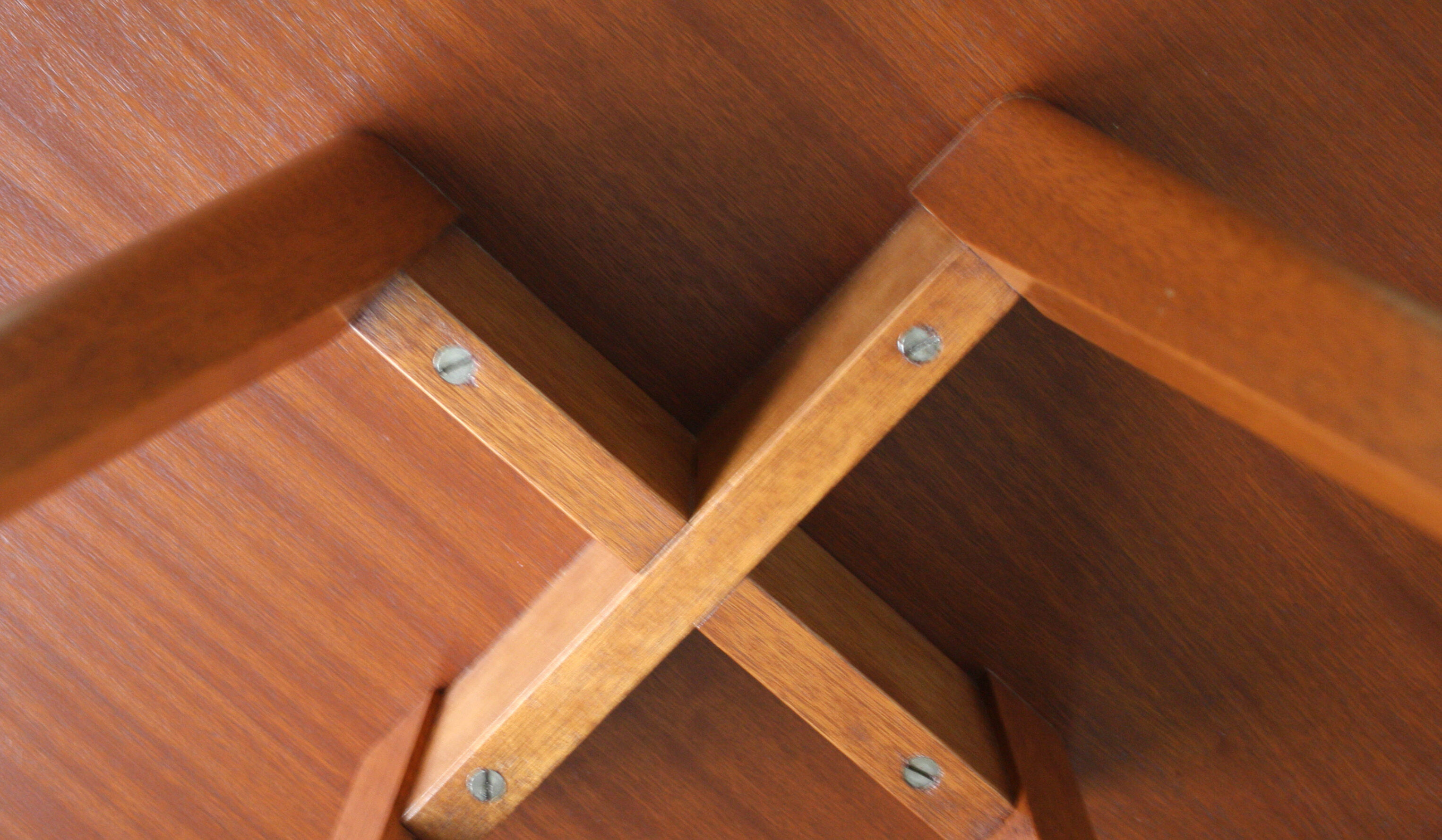 Table teak vintage feet compass