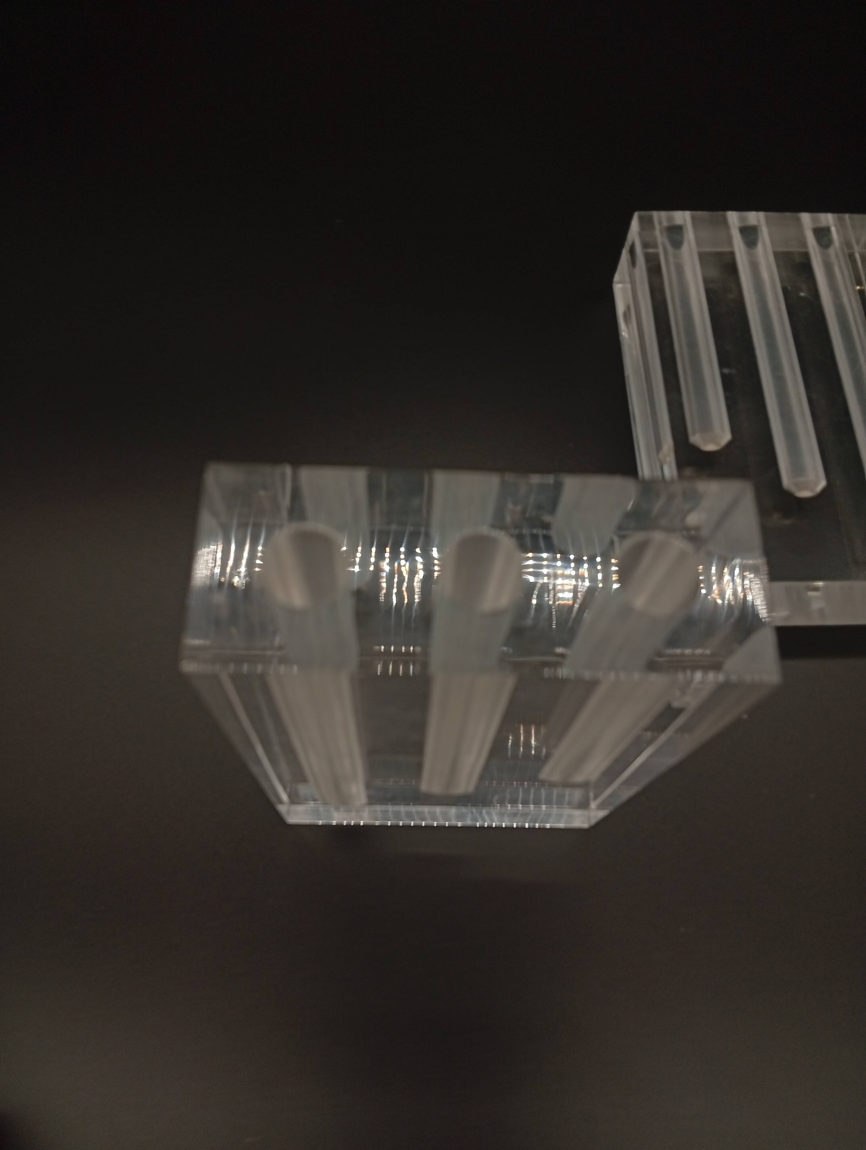 Duo Vase Bloc Résine Lucite Triple Cheminée Plexiglas Design Postmoderne