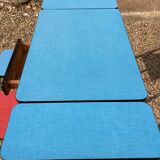 Formica table and 2 stools