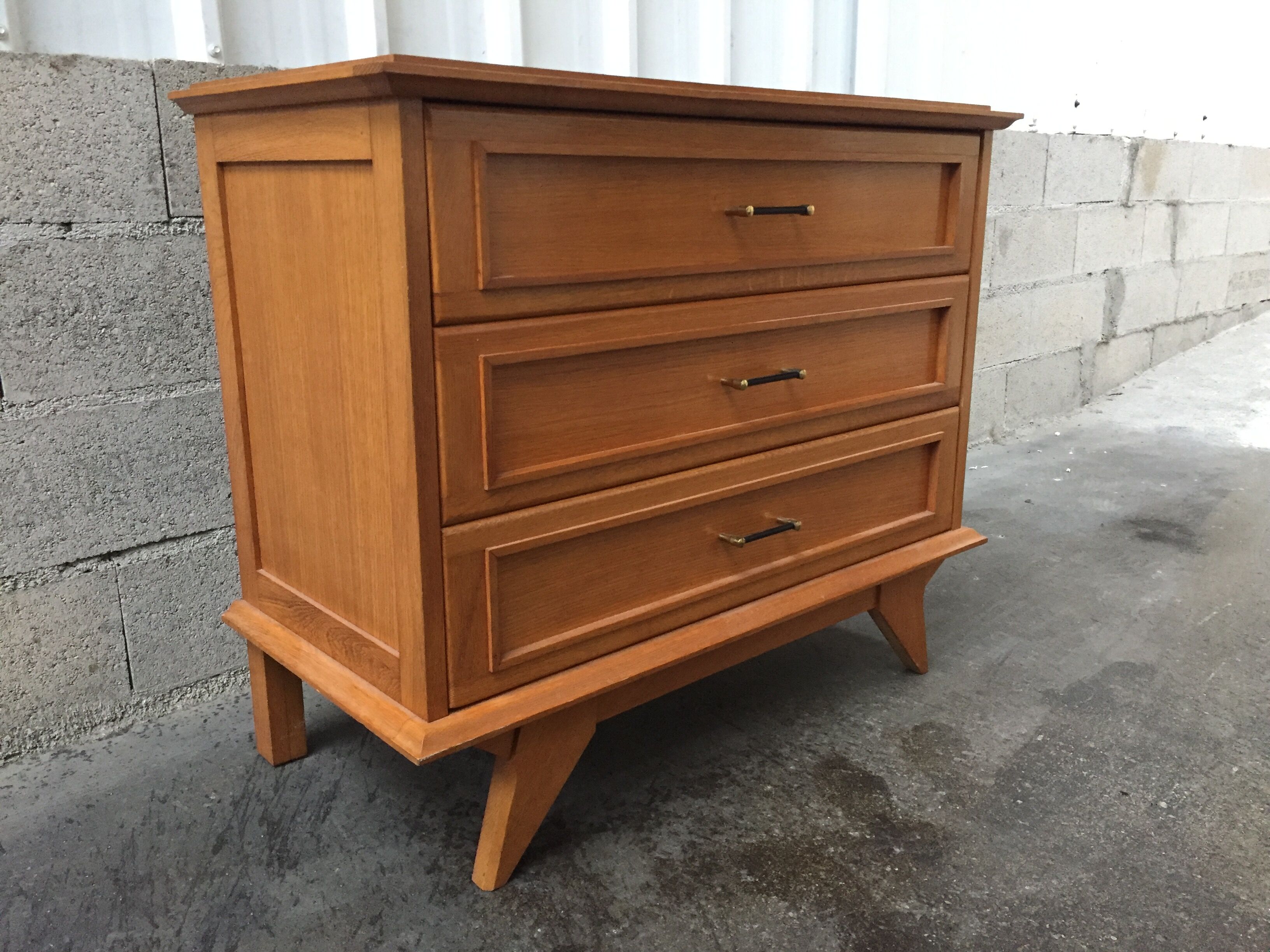 Vintage dresser